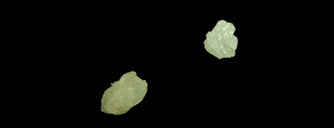 Dieses Bild zeigt weiße Kristalle