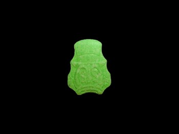 Dieses Bild zeigt eine grüne Pille.